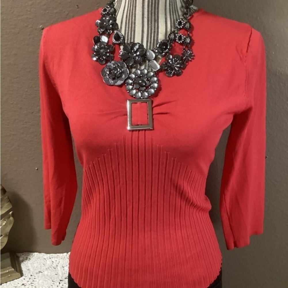 FINITY Red Long Sleeve Top SIZE M